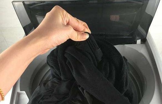 防靜電工作服洗衣機清洗圖片