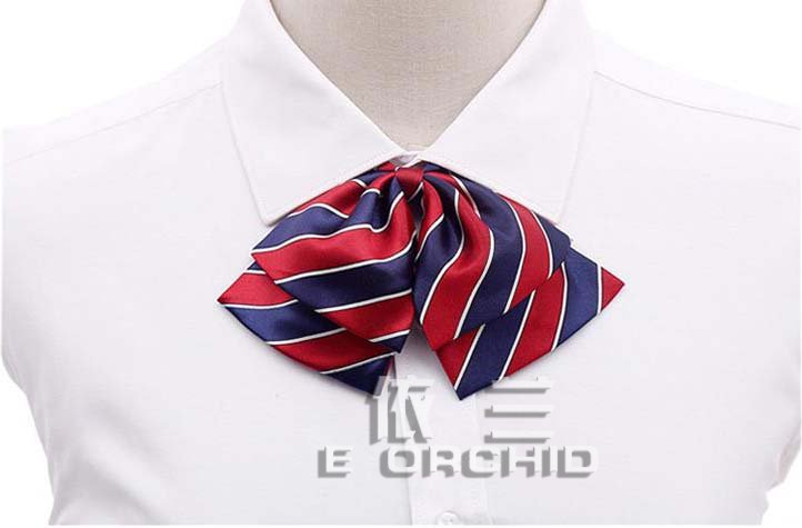 銀行工作服絲巾系法