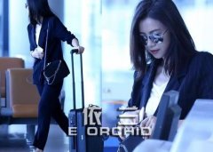 怎么選女士職業(yè)裝定做設(shè)計人員要注意