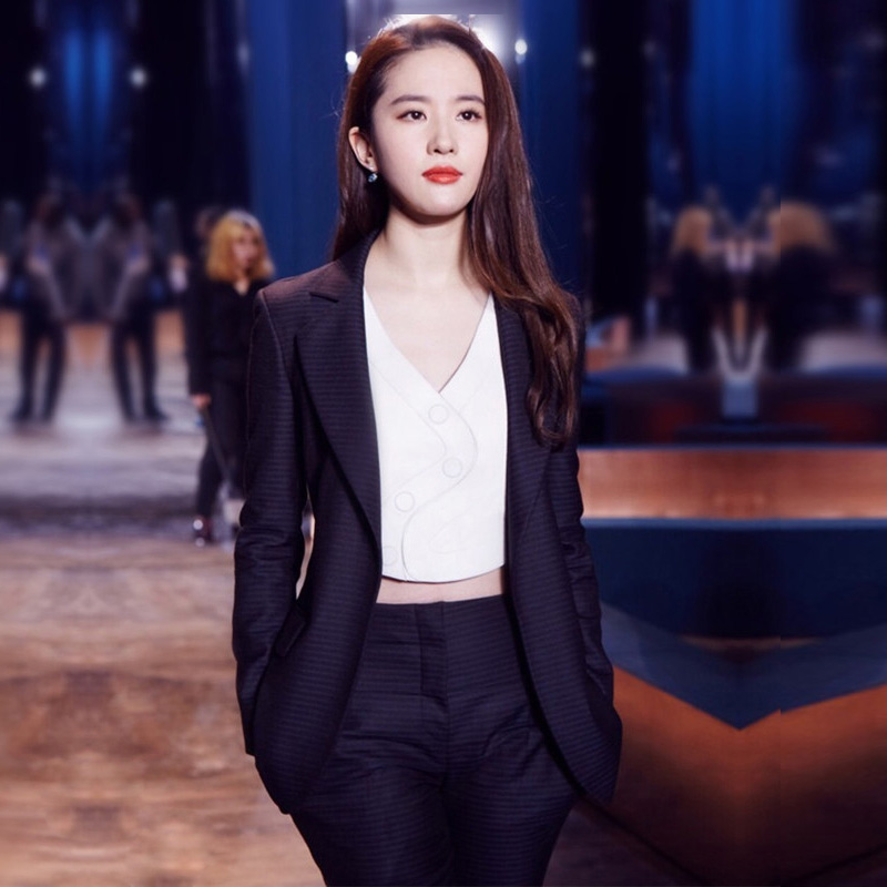 不同職業應該怎樣選擇合適的職業裝